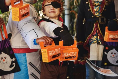 a charity many trick-or-treaters collect for|UNICEF Halloween for Pandemic .